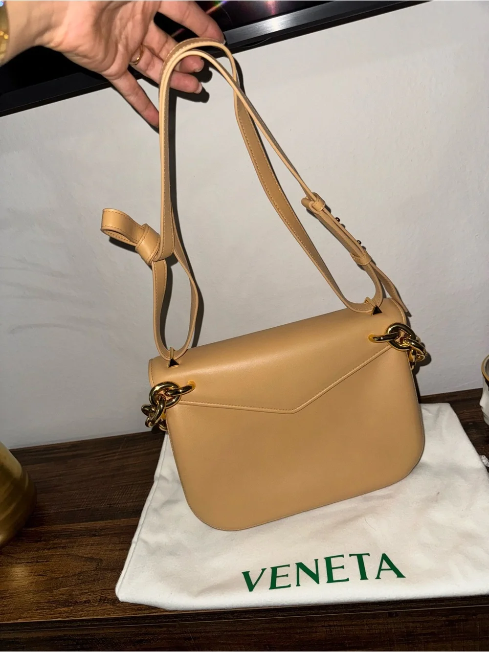 Bottega Veneta Beige Leather Shoulder Bag with Bold Gold Chain